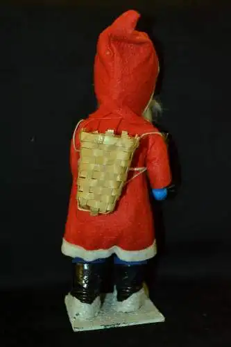 Nikolaus Figur,Kunststoff, Mitte 20. Jhdt. roter Mantel,blaue Handschuhe,20 cm