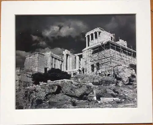 Original-Photographie Akropolis, Tempel der Nike, im Passepartout