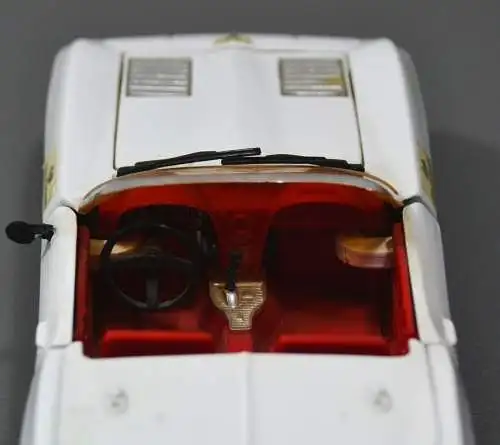 Modellauto "Corvette Stingray", aus Metall und Kunststoff