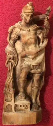 Holzgeschnitze Figur St. Florian, 20. Jahrhundert, wohl Lindenholz