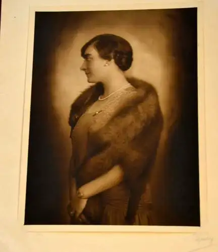 Fotografie,Pieperhoff,Portrait einer Dame,signiert,ca 1920/30