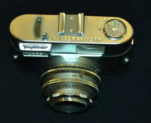 Kamera Voigtländer Vitomatic I, Objkektiv Color-Skopar 1:2.8/50