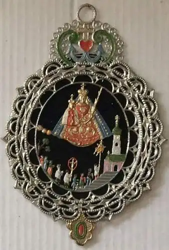 Sechs kleine Anhänger mit religiösen Motive, wohl Souvenirs