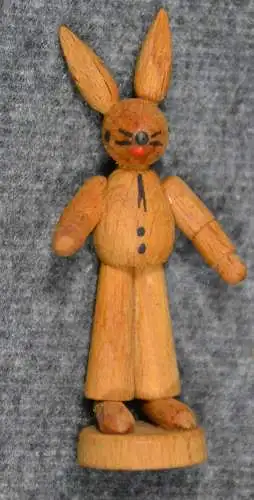 Osterhase, Holz, Thüringen, 