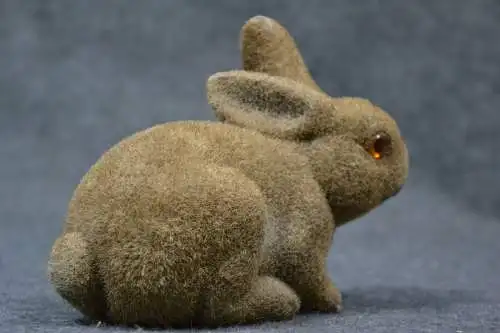 Osterhase, Pappmachee, Samtvelour 