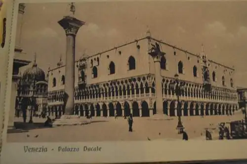 Postkarten, Cartoline, Palazzo Ducale, Venezia, 25 Stück unbenutzt im Buch,1900