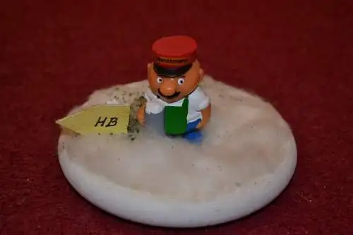  Engel Aloysius, Weg ins Hofbräuhaus, Kunststoff, handbemalt, ca.10 x 7 cm