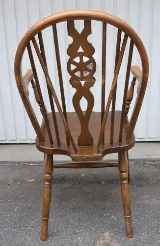 Möbel,Mobiliar, Zwei Windsorsessel, aus Eichenholz, ca 1830