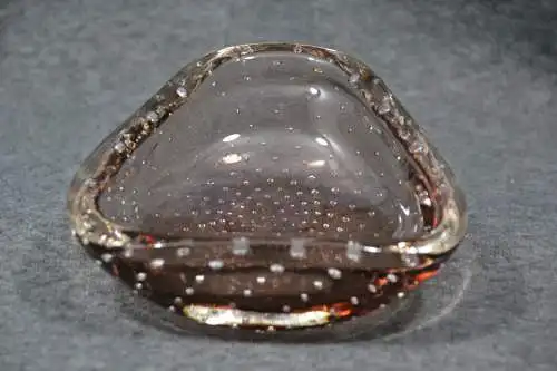 Glas, Aschenbecher,  getönt, Kristallglas mit Lufteinschlüssen,wohl Murano