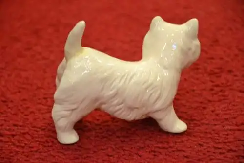 Porzellanfigur, Goebel, West Highland Terrier,weiß, 8,0 x 10,0 cm