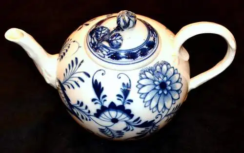 Meissen,Porzellan,Zwiebelmuster,Teekanne ,blau-weiß,1.Wahl, 23,0 x 13,5 cm