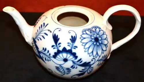 Meissen,Porzellan,Zwiebelmuster,Teekanne ,blau-weiß,1.Wahl, 23,0 x 13,5 cm