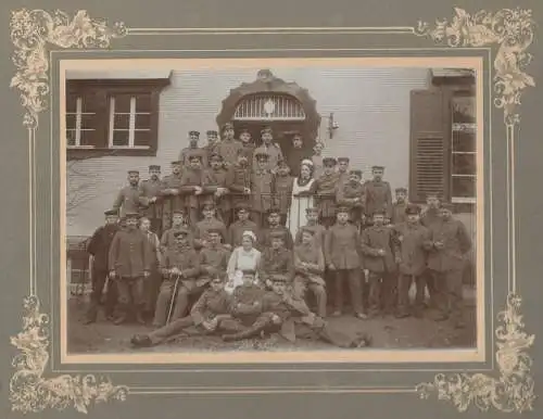 Original-Photographie Gruppenphoto mit Soldaten, ca. 1910