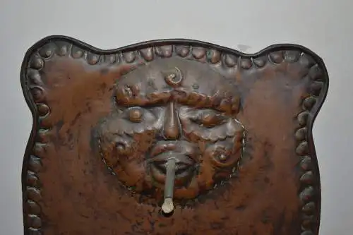 Möbel,Lavabo, ( Wand-Brunnen )  18. Jhdt., Kupfer