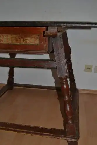 Möbel, Jogltisch,Bauerntisch, Weichholz,18. Jhdt.
