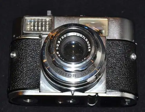 Kamera Voigtländer Vitomatic I, Objkektiv Color-Skopar 1:2.8/50