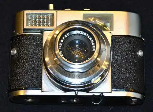 Kamera Voigtländer Vitomatic I, Objkektiv Color-Skopar 1:2.8/50