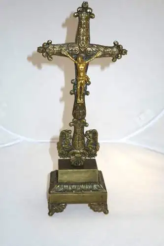 Kruzifix,Kreuz,18.Jhdt.,süddeutsch,Bronze