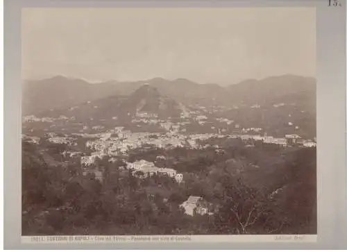 Photographie Neapel / Napoli und Cava dei Tirreni mit Blick auf die Burg