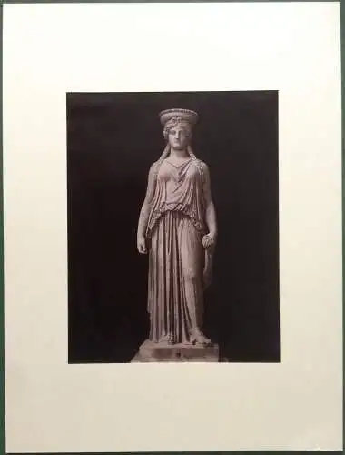 Photographie Skulptur „Karyatide“ in den Vatikanischen Museen, Rom, J. Anderson