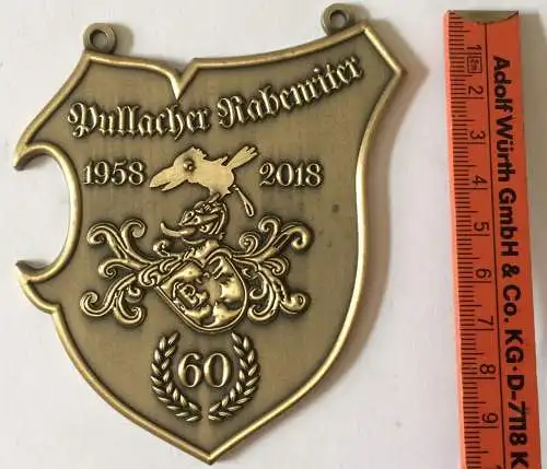Pullacher Rabenritter – Faschingsorden/-plakette 2018 aus Metall