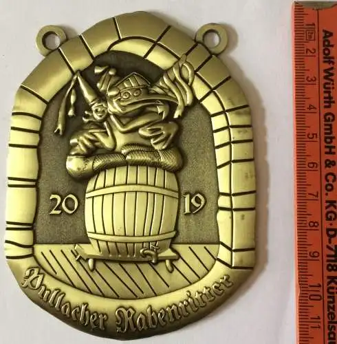 Pullacher Rabenritter – Faschingsorden/-plakette 2019 aus Metall