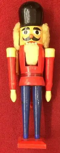 Nußknacker aus dem Erzgebirge, wohl Anfang 20. Jahrhunderts, Dekorationsartikel