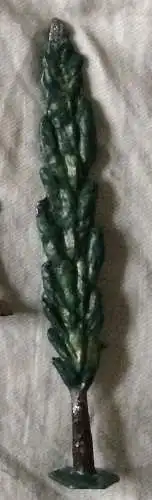17 Krippenfiguren aus Blei, bemalt
