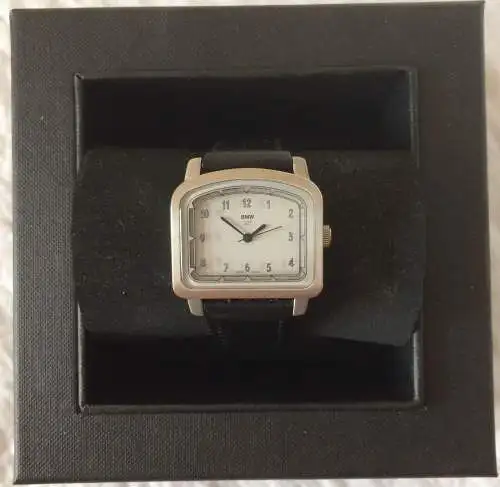 Herrenarmbanduhr BMW 327 Automatik Swiss Made ETA Uhrwerk, ungetragen, Orig.Verp
