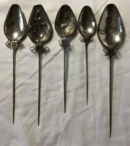 Fünf seltene peruanische silberne Tupu- oder Tupo-Shall-Nadeln oder Haarnadeln