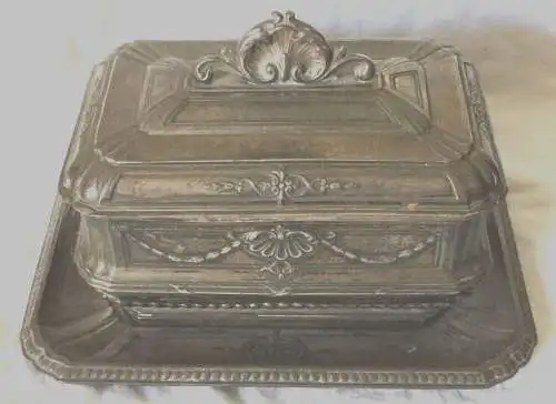 Sehr dekorative verzierte Metalldose Marke „ARGIT“, ca. 1880, wohl Zinn