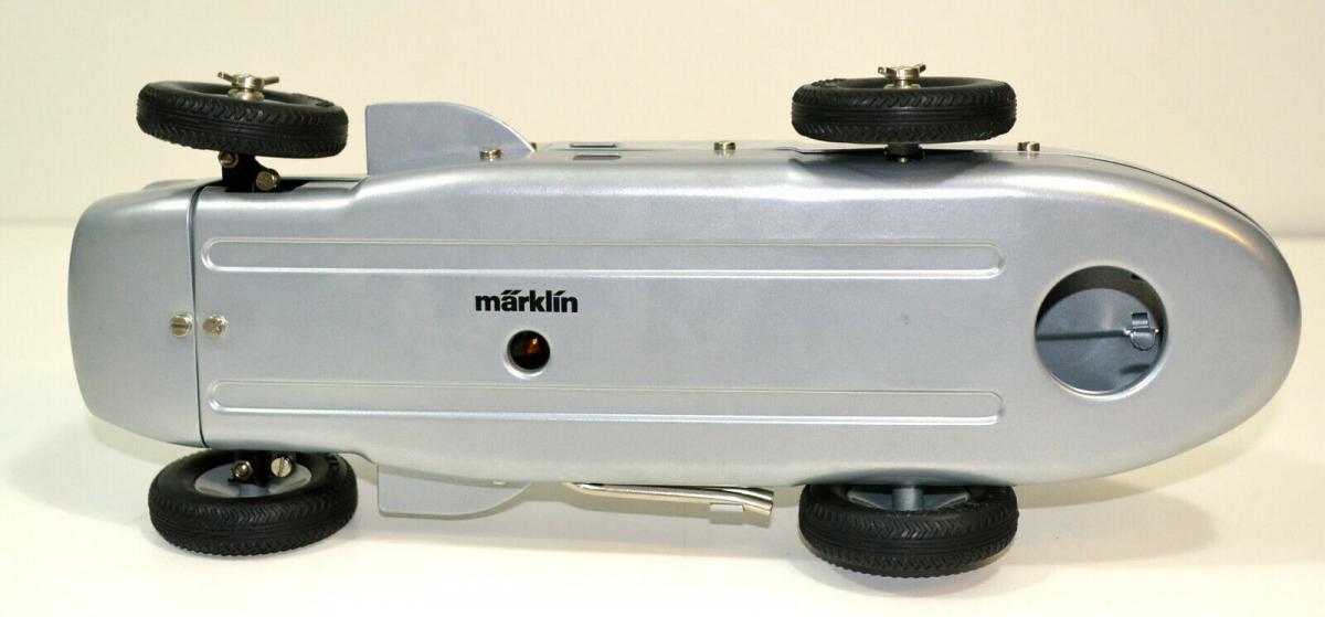 Märklin 1102 Mercedes Benz Nr. 4 Rennwagen Silberpfeil Blech (Gebraucht