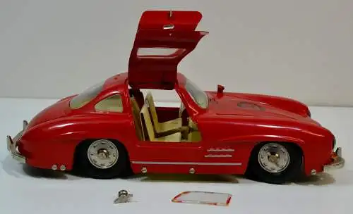 Märklin, 1092,roter Rennwagen,300SL 1952 ,Uhrwerk, ohne Schlüssel,1993,