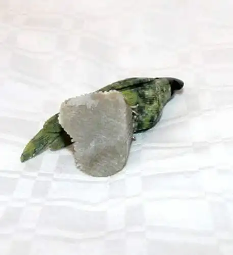 Papagei,kleine Statue,verschiedene Steine ? 20.Jhdt.