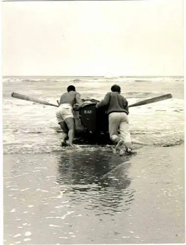 Original-Photographie von Gert Mähler „Bei Zandvoort (Niederl.)“