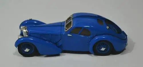  Modellauto "Bugatti Typ 57 SC", Baujahr 1938