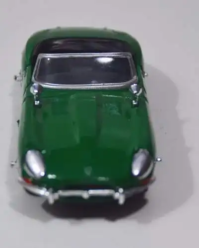  Modellauto 1961er "Jaguar E-Typ Cabriolet"
