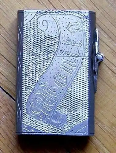  Benzinfeuerzeug ohne Marke mit Motiv Edelweiss+Gravur Monika+Jahreszahl 1988