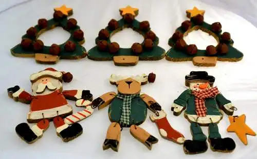 Christbaumschmuck,.6  bemalte Holzbäume u. Figuren,20.Jhdt, Klinkenanhänger