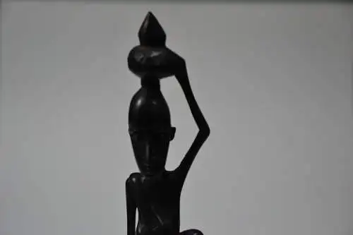 Afrikanische Skulptur, Schwangere Frau, Ebenholz, handgeschnitzt