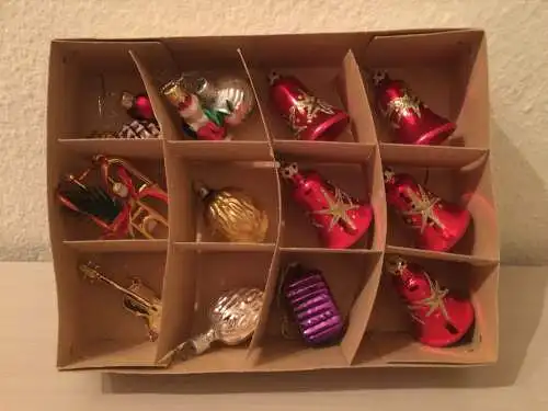 Weihnachtsschmuck,  14 Stück verschiedene Weihnachtsdekorationen, aus Glas, 