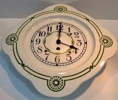 Wanduhr,Küche,Junghans,Keramik mit grüner Umrandung,aus Sammlungsauflösung
