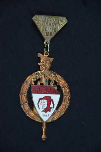 Karnevalsorden, Plakette,Karn.Verein Weiterstadt, 1000 Jahre,1952, feuerverg.