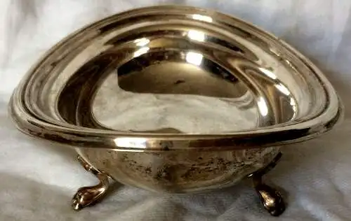 Kleine ovale versilberte Schale mit Löwenfüßen