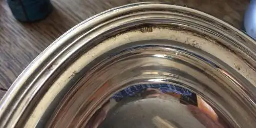 Kleine ovale versilberte Schale mit Löwenfüßen
