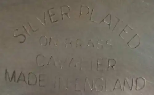Zwei kleine versilberte Pokale Marke „CAVALIER“, England