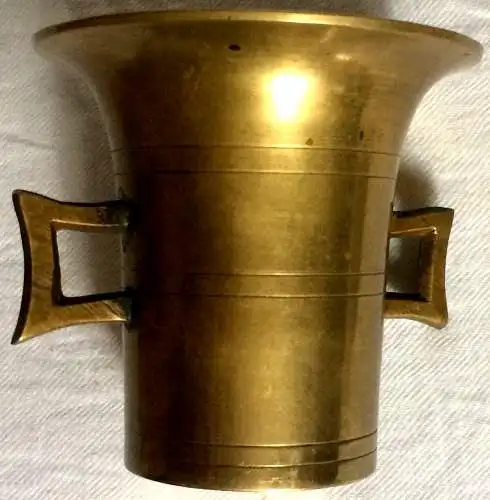 Kleiner Mörser aus Messing ohne Stössel