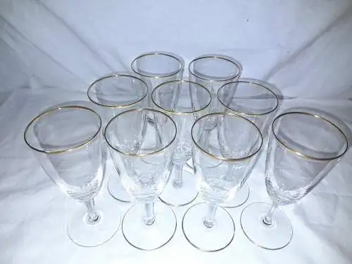 9 Weingläser,Goldrand, mundgeblasen, deutsch ca. 1950,Höhe 15,5 cm