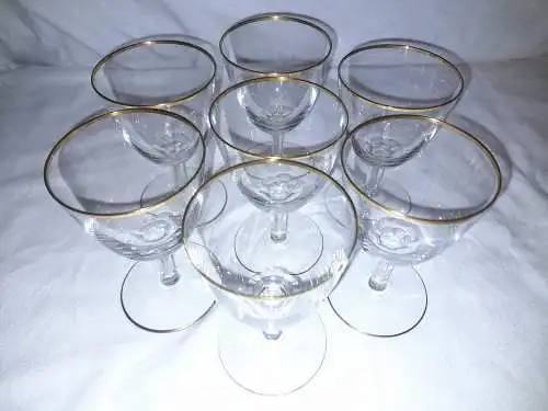 7 Gläserf.Wein,Goldrand, mundgeblasen, deutsch ca. 1950,Höhe 11,0 cm
