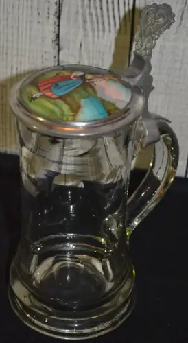 Bierkrug,0,5 Li, mundgeblasen, Zinndeckel, Porzellanmedaillon, junge Frau
